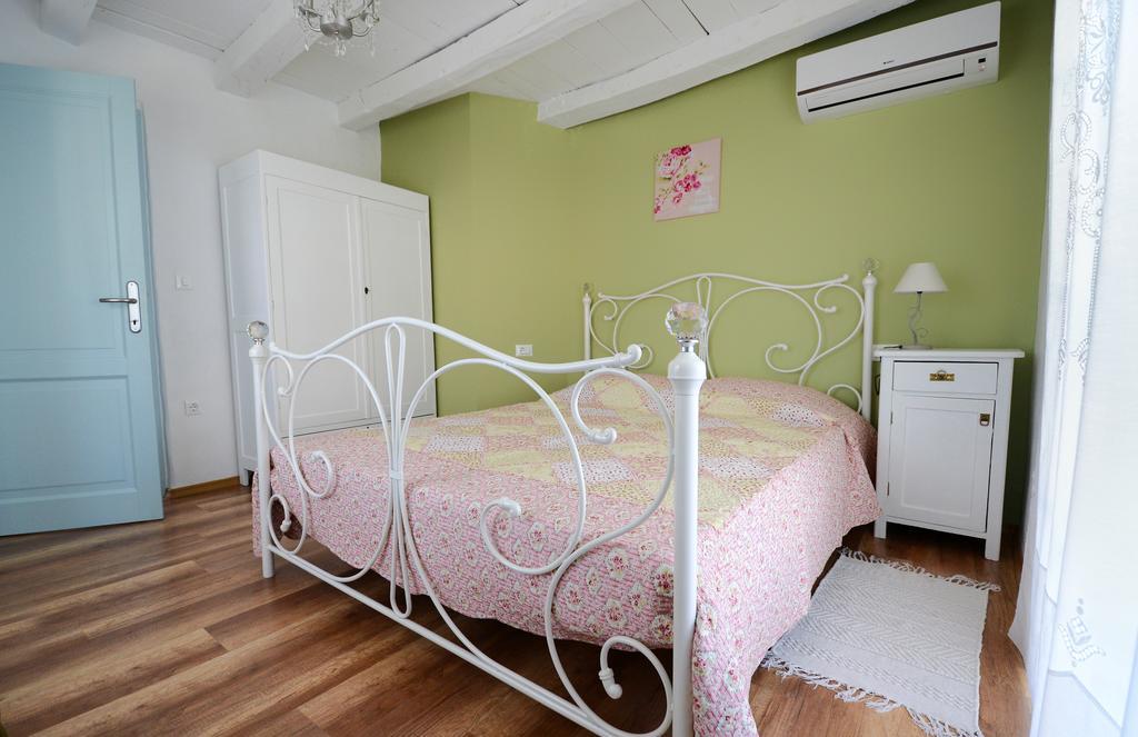 Holiday Home Nono Frane Lindar Cameră foto
